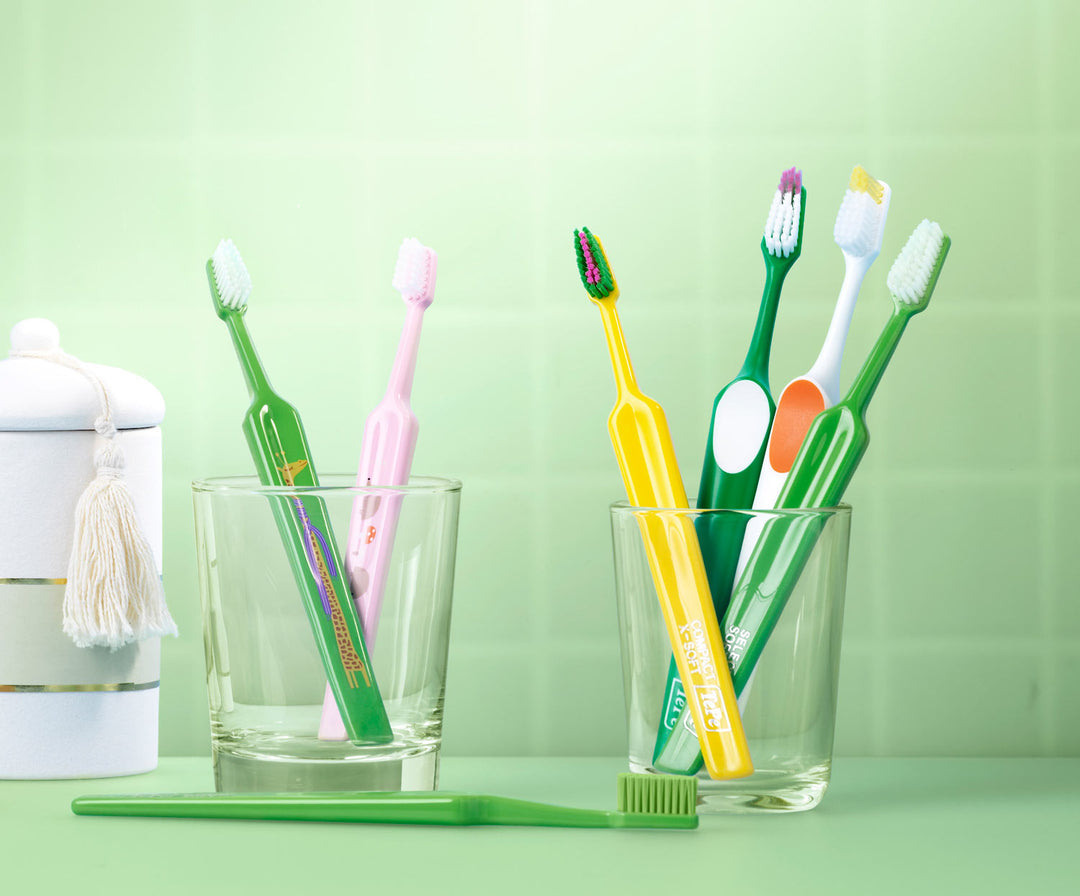 4 Tips for Choosing a Toothbrush